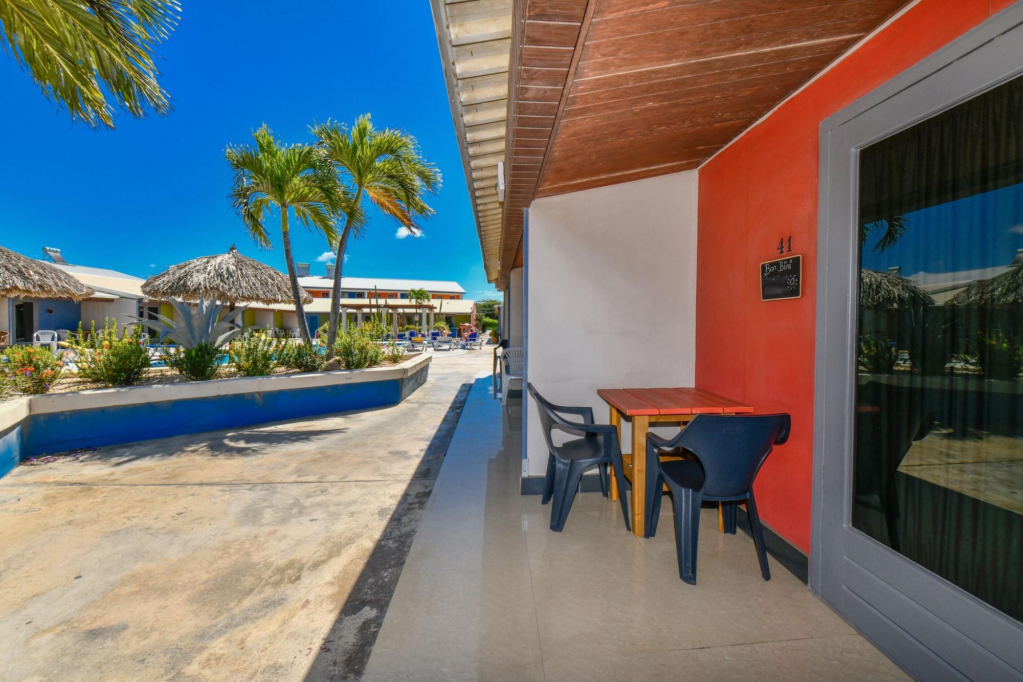 Aruba Blue Village Hotel And Apartments Palm Beach Exterior foto